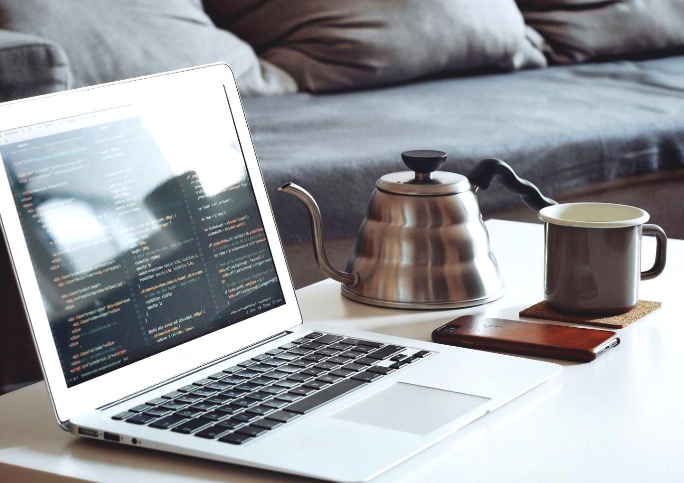 Moderne Büroräume von viasylnovaos mit Blick auf Bamberg